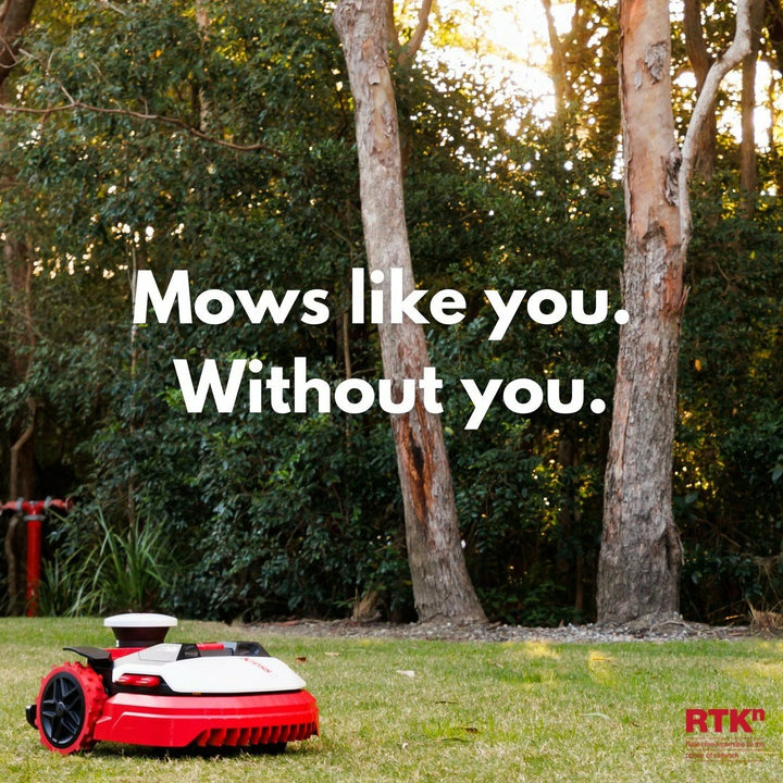 Kress RTKⁿ 3,000 m² robotic lawn mower with OAS (Obstacle Avoidance System)