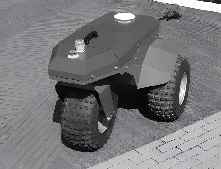 TurfTroniq SmartRake: Zero emission robotic bunker rake